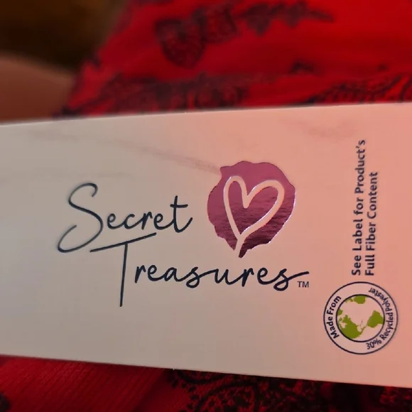 Secret Treasures Red Floral Lace Robe. Really Soft - Picture 14 of 16